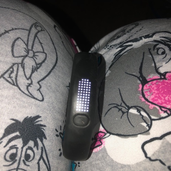 NIKE + FUELBAND TRACKING BAND - Picture 7 of 9